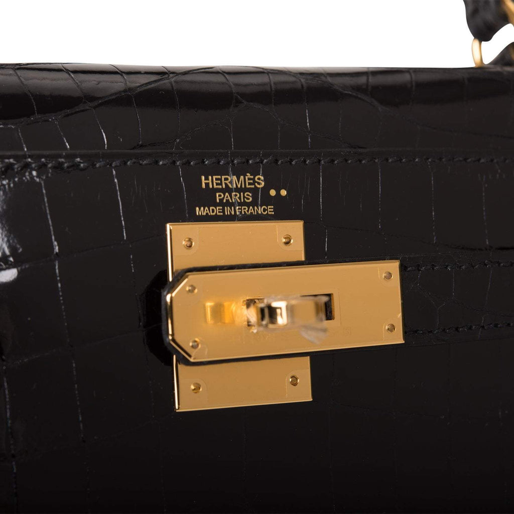 Hermes Black Shiny Niloticus Crocodile Sellier Kelly 28cm Gold Hardware
