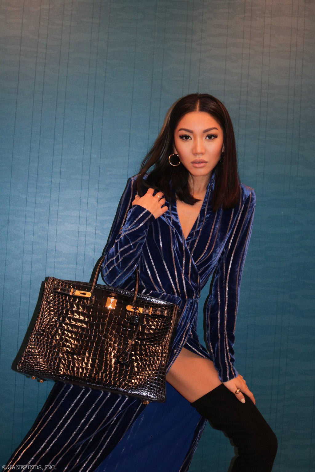 Hermes Birkin 40 Blue Nuit Porosus Crocodile Gold Hardware