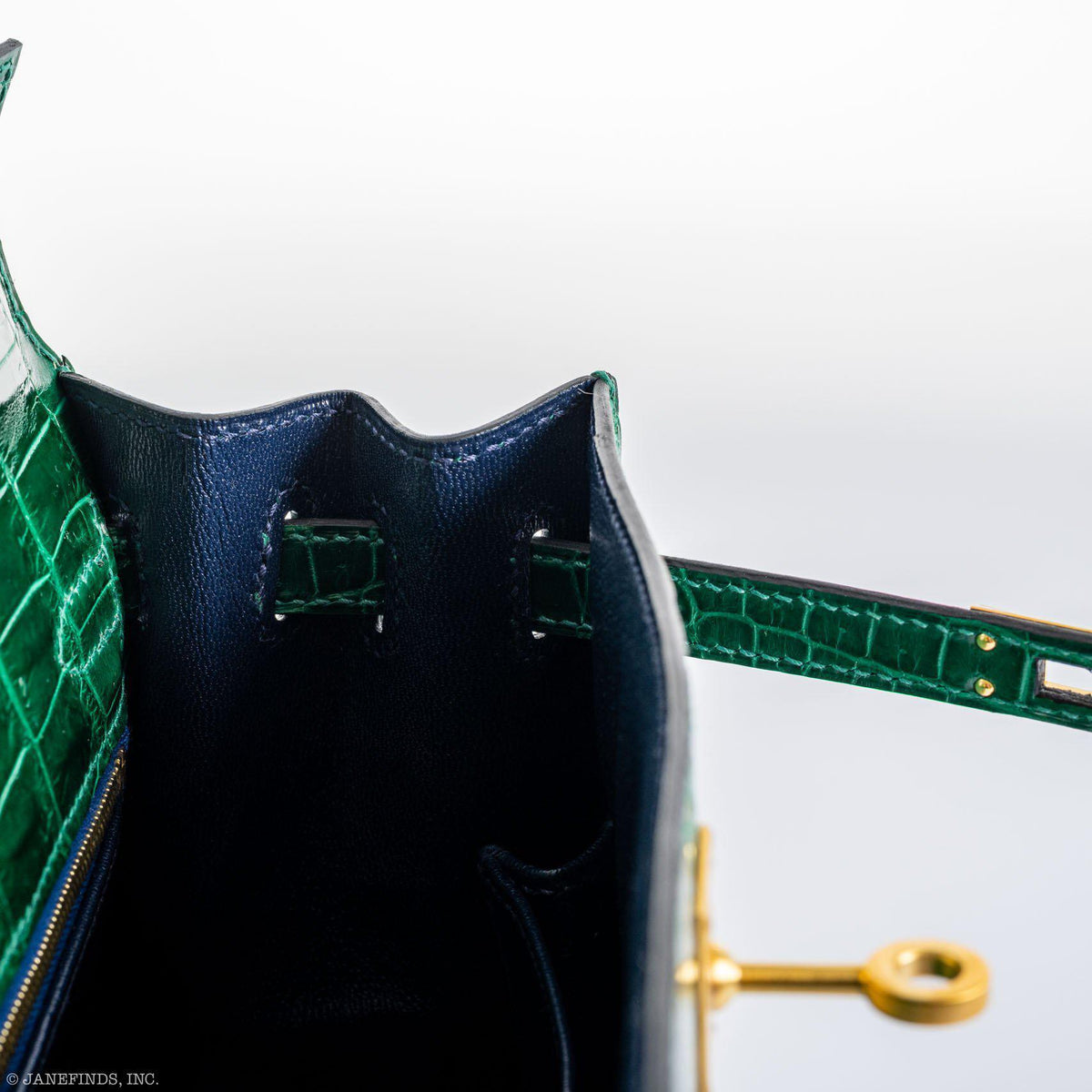 Hermes Kelly 25 HSS Sellier Emerald Nilo Crocodile & Cassis Brushed Gold Hardware