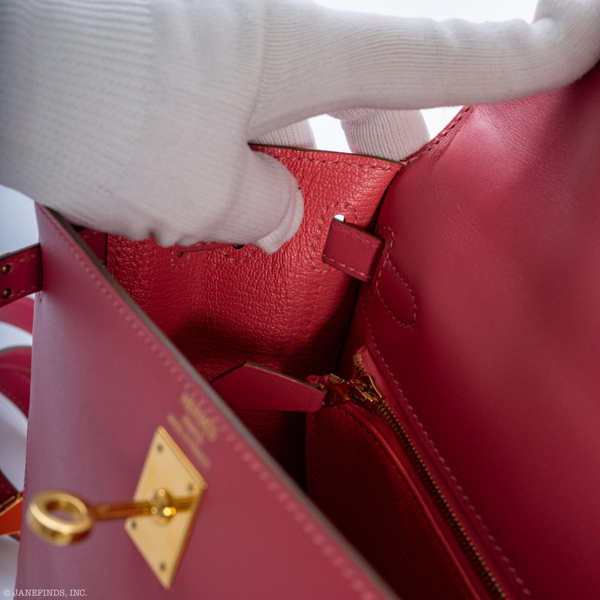 Hermes Kelly 25 Sellier Rose Lipstick Tadelakt leather Gold Hardware