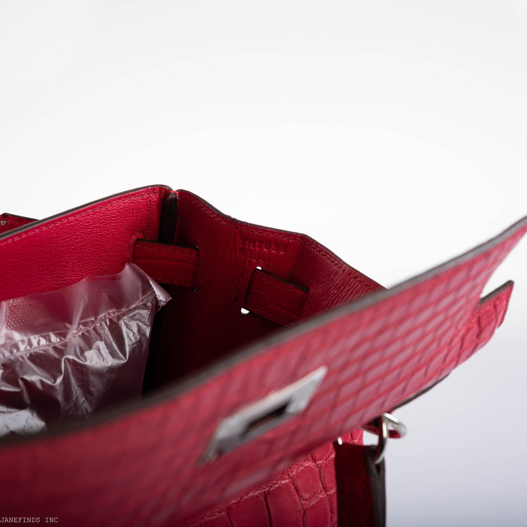 Hermes Kelly 28 Retourne Rose Extreme Matte Alligator with Palladium Hardware