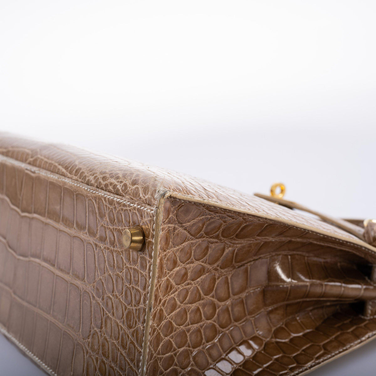 Hermes Kelly 28 Sellier Ficelle Alligator with Gold Hardware