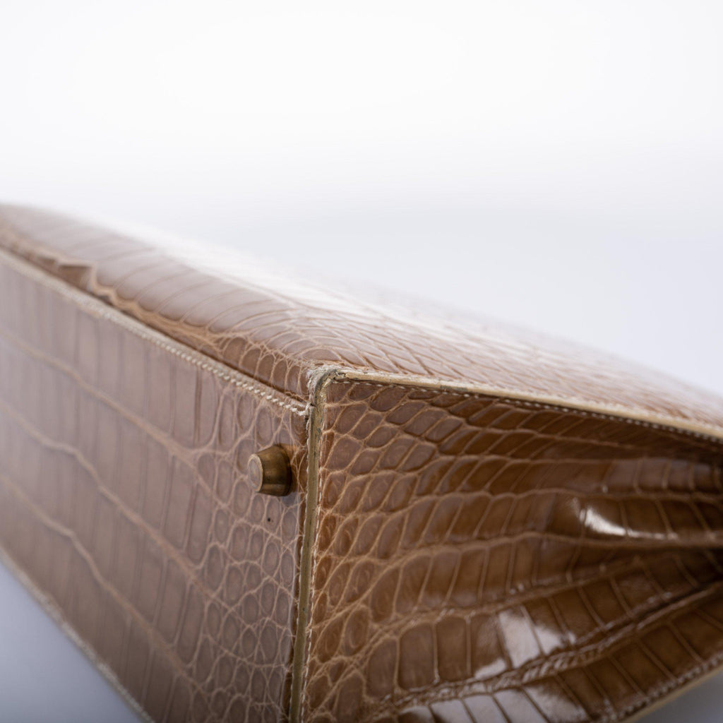Hermes Kelly 28 Sellier Ficelle Alligator with Gold Hardware