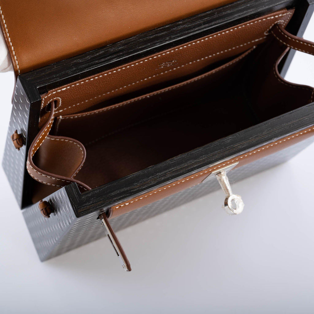 Hermes Kelly Wood 22 Bog Oak, Aluminum & Barenia with Palladium Hardware