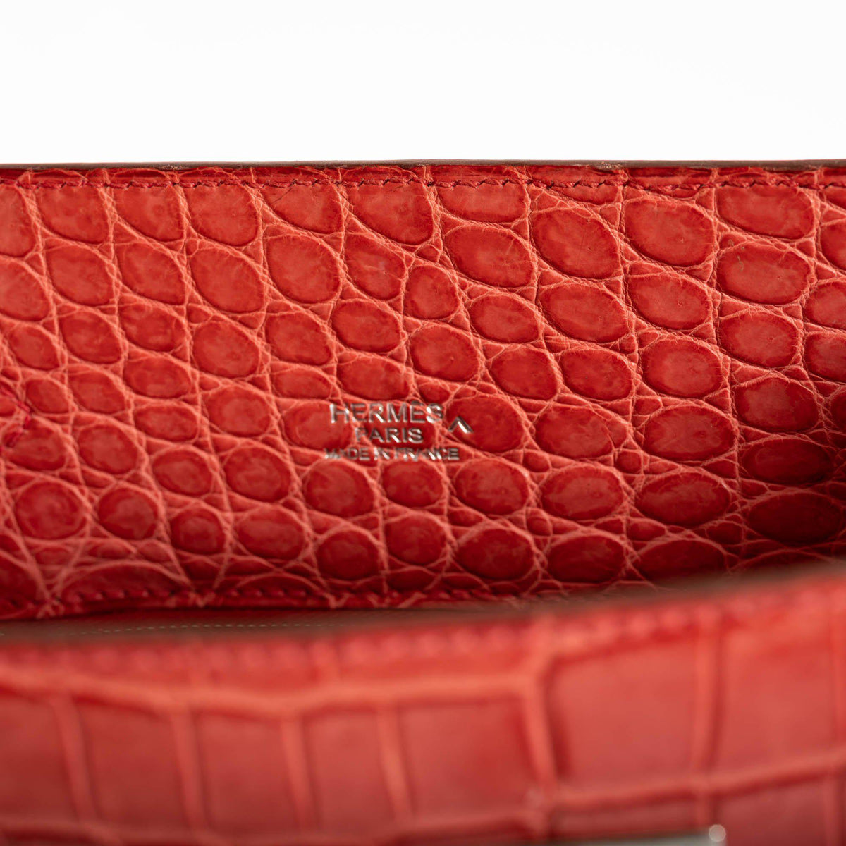 Hermes So Kelly 22 Bougenville Matte Porosus Crocodile Gold Hardware