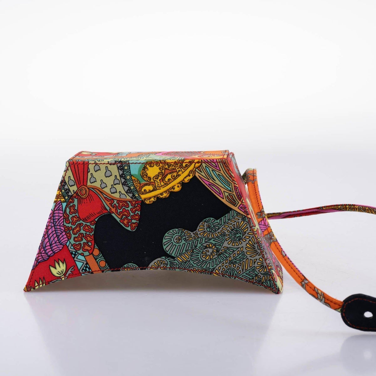 Hermes Unique Silk ‘Art des Steppes’ Yurt Runway Bag