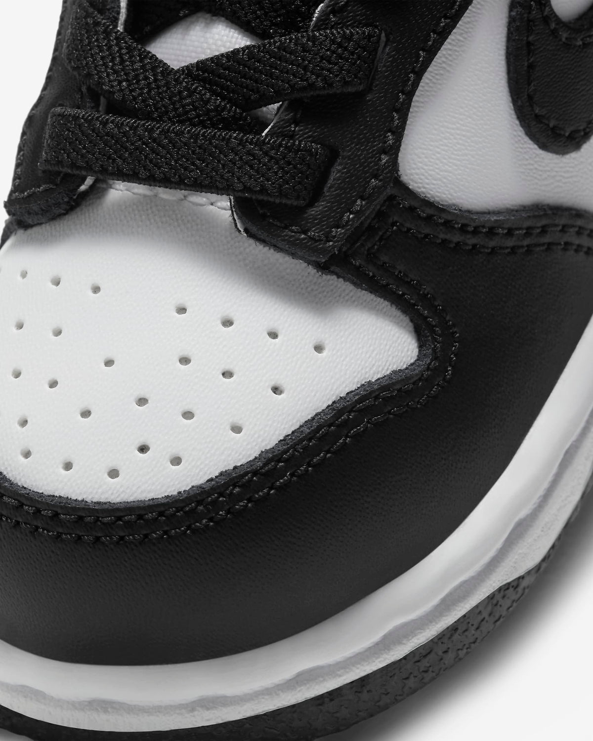 Nike Kids' Dunk Low Shoes - White / Black