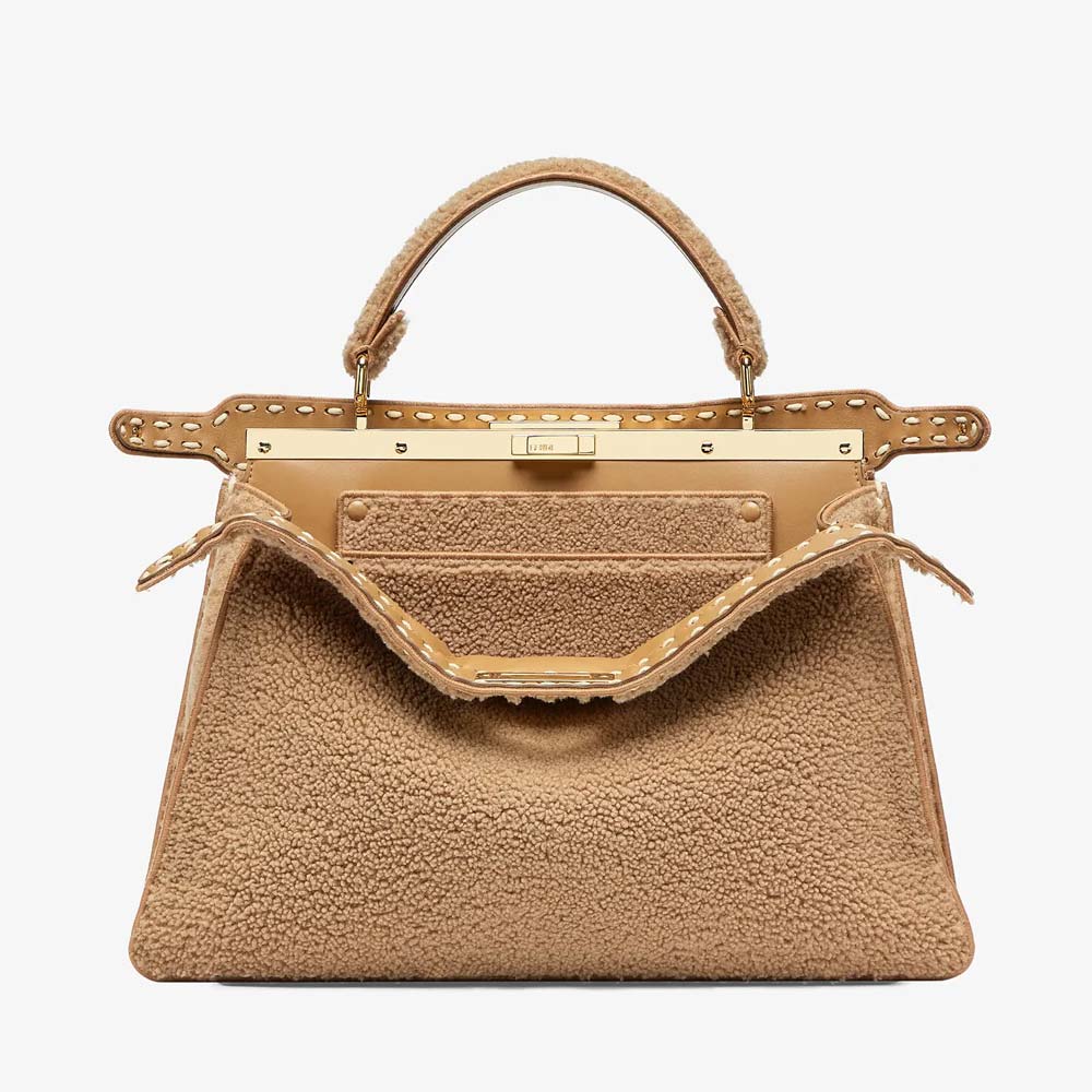 PEEKABOO ISEEU LARGE Beige Sheepskin Bag